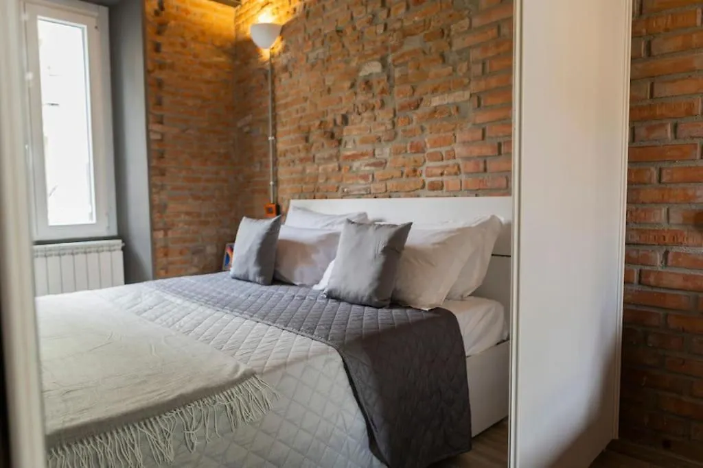 Italstay - Canonica Brick Apartment-1