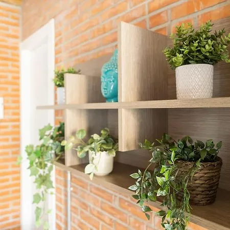 Italstay - Canonica Brick Apartment-3